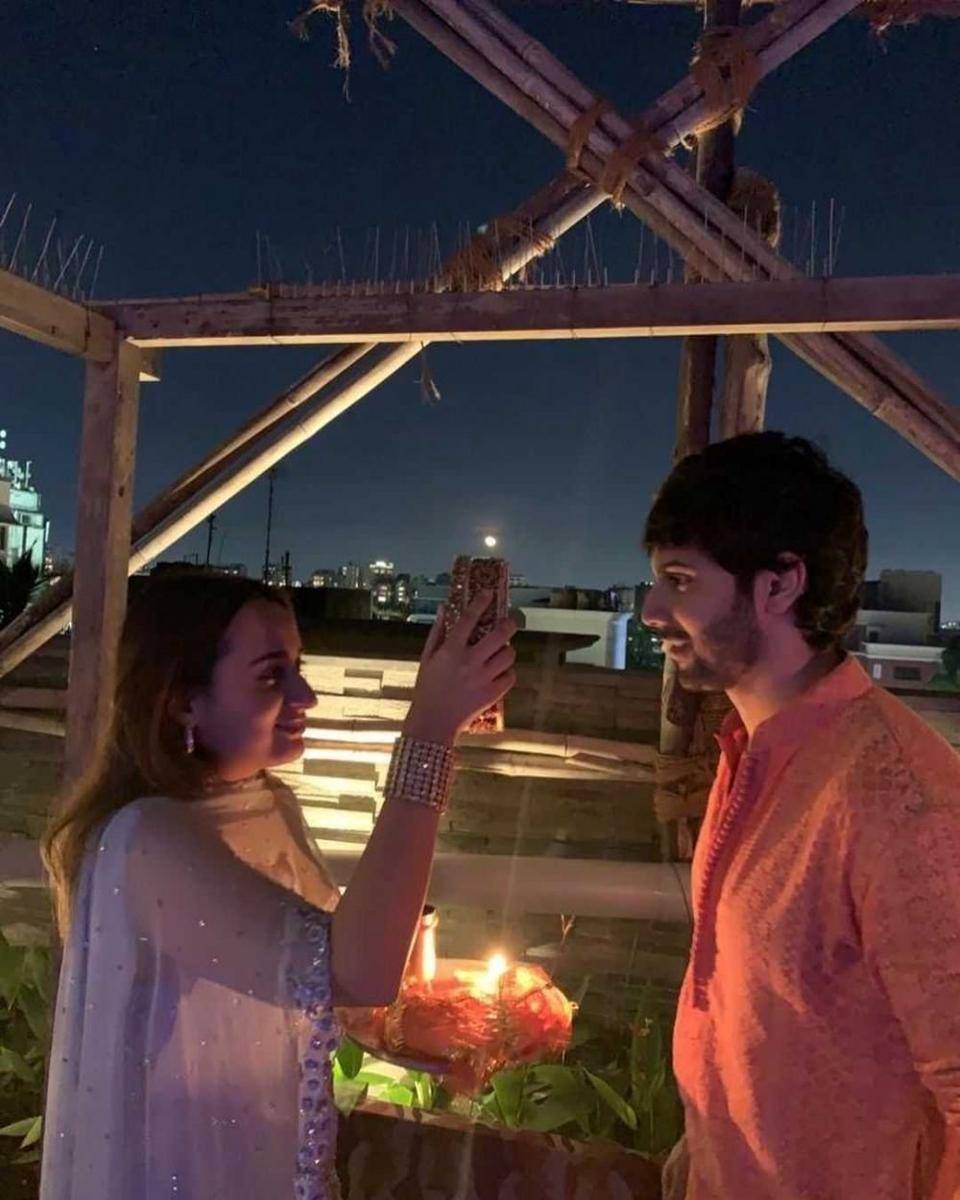Varun Dhawan dan istri (instagram.com/varundvn)