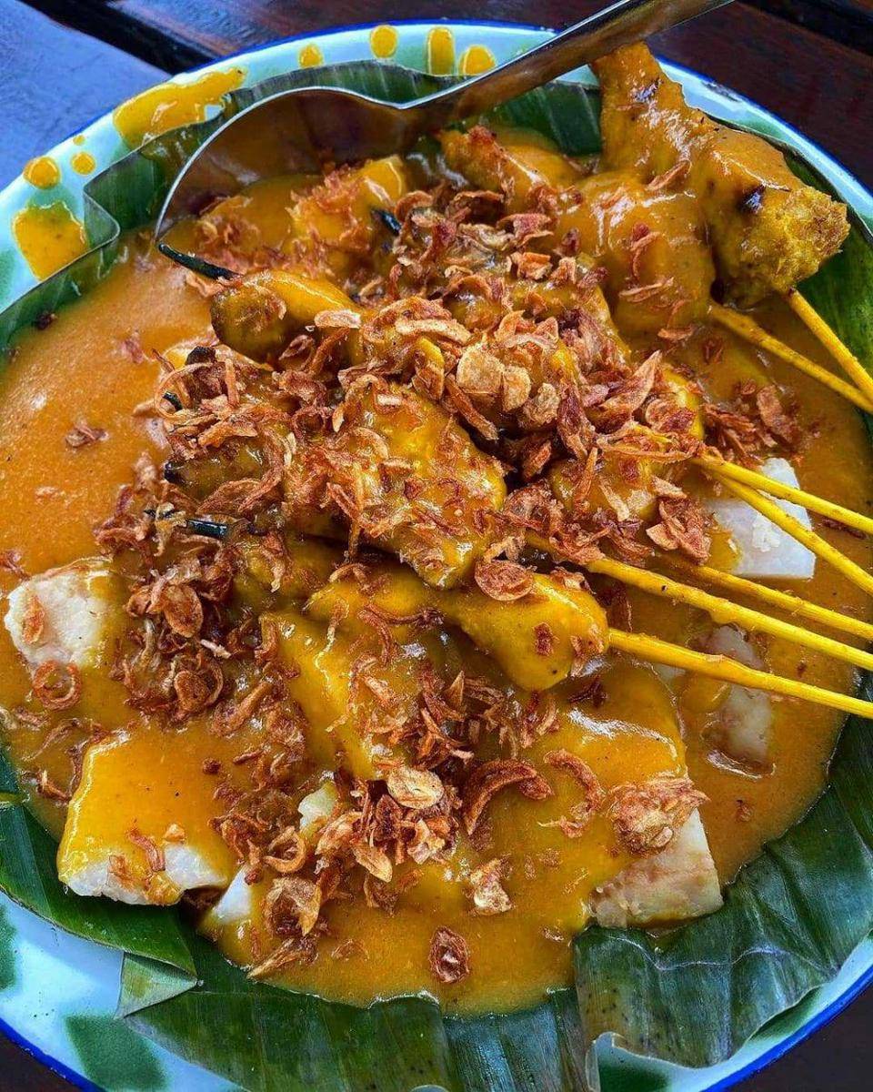 sate padang (instagram.com/manang_kabau)