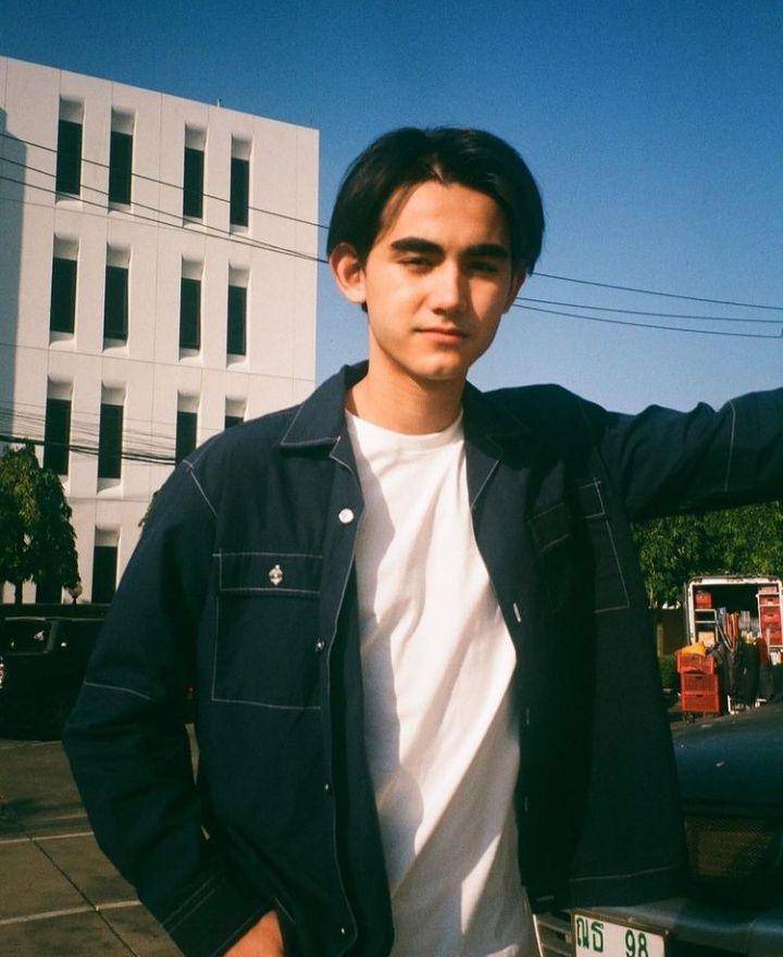 Drake Sattabut (instagram.com/drake_laedeke)