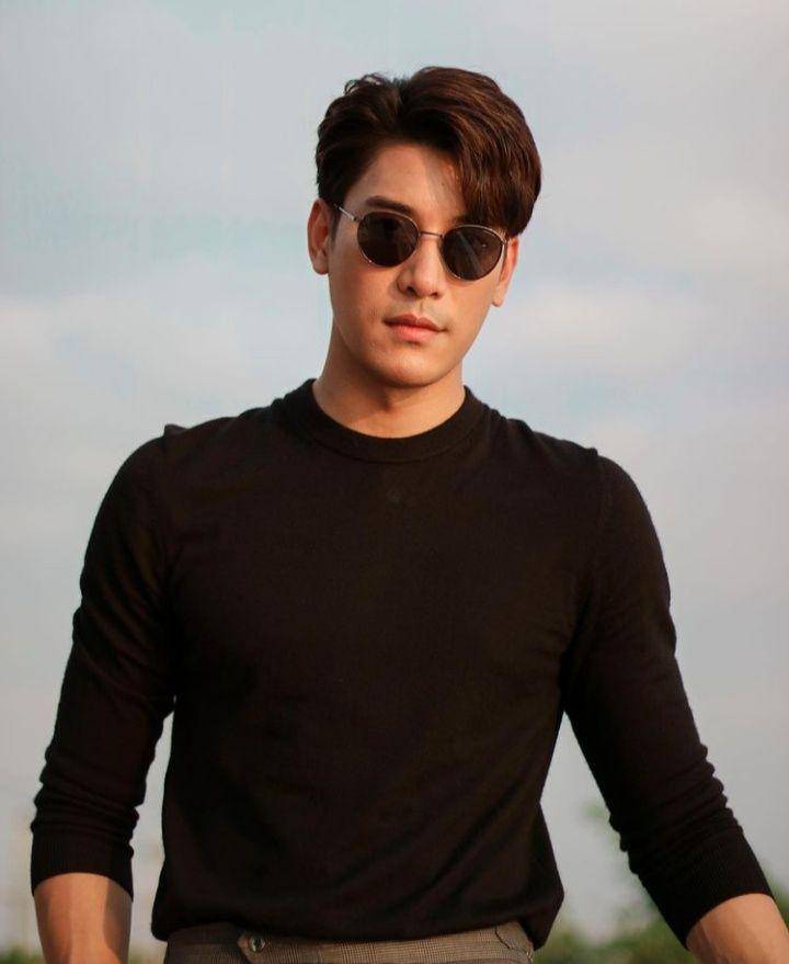 Ken Phupoom (instagram.com/ken_phupoom)