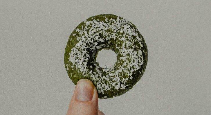 ilustrasi donat sari kacang kedelai (unsplash.com/La Pájara Azul)