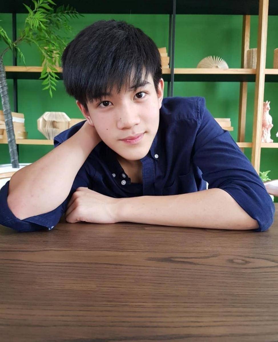 Fourth Nattawat (instagram.com/fourth.ig)
