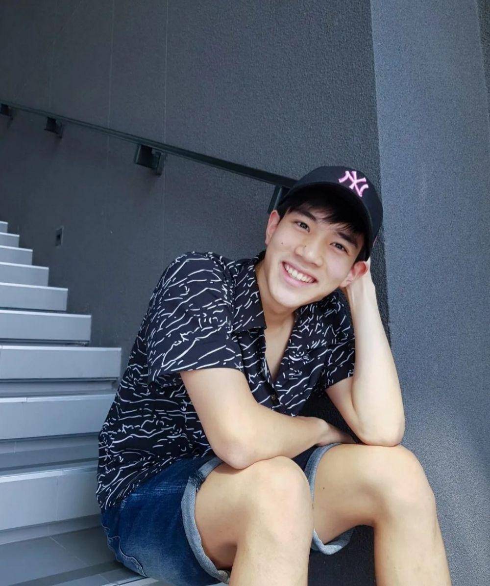 Fourth Nattawat (instagram.com/fourth.ig)