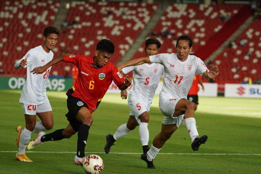 Timor Leste tak bisa berbuat banyak di Piala AFF dan hanya jadi juru kunci Grup A Piala AFF 2020 tanpa sekalipun meraih kemenangan. (affsuzukicup.com)