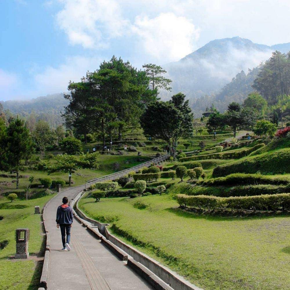 Candi Gedong Songo (instagram.com/exploreyogyajateng)