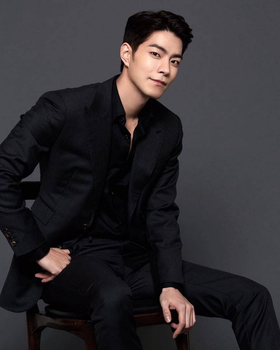 Hong Jong Hyun (instagram.com/cjes.tagram)