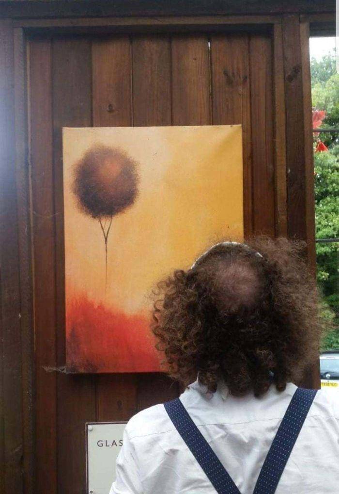 ketemu 'kembaran' di museum (reddit.com/phantom_katana)