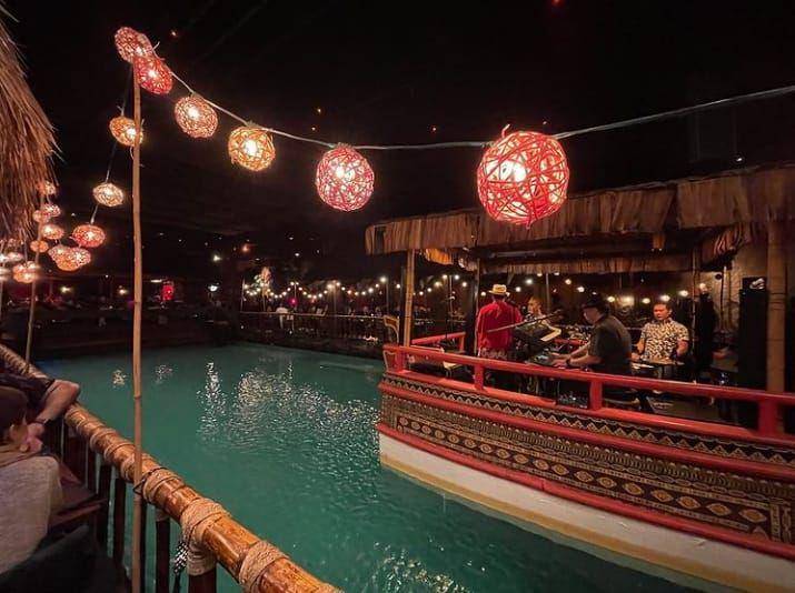Tonga Room (instagram.com/eat2finishline)