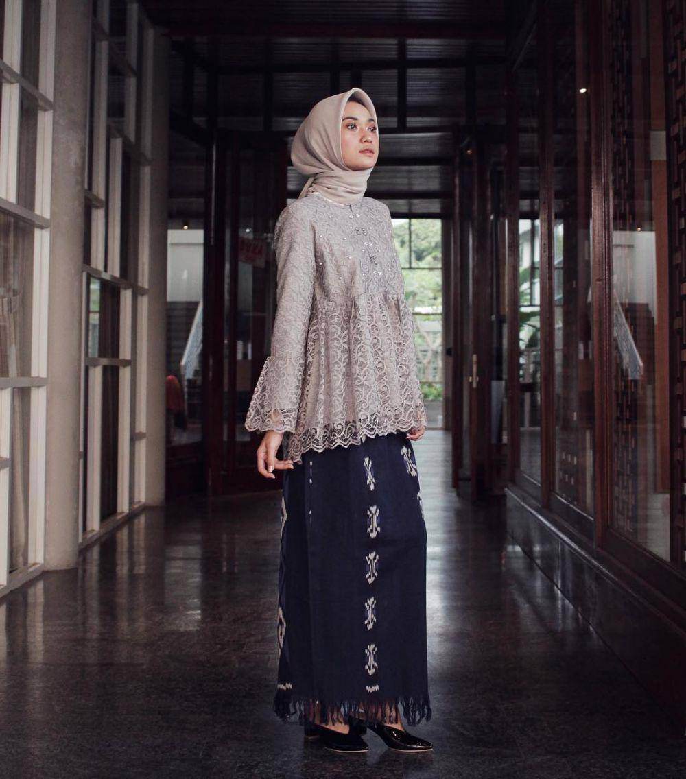 outfit kondangan ala Alifia Diannisa (instagram.com/alfdns)