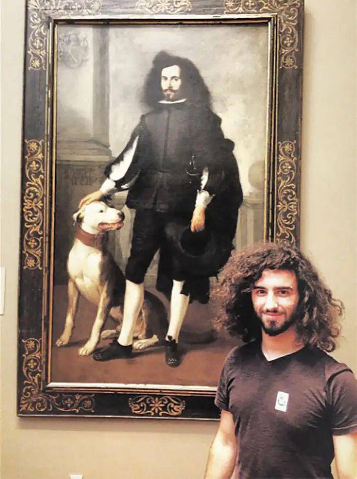 ketemu 'kembaran' di museum (reddit.com/racoon_goon)