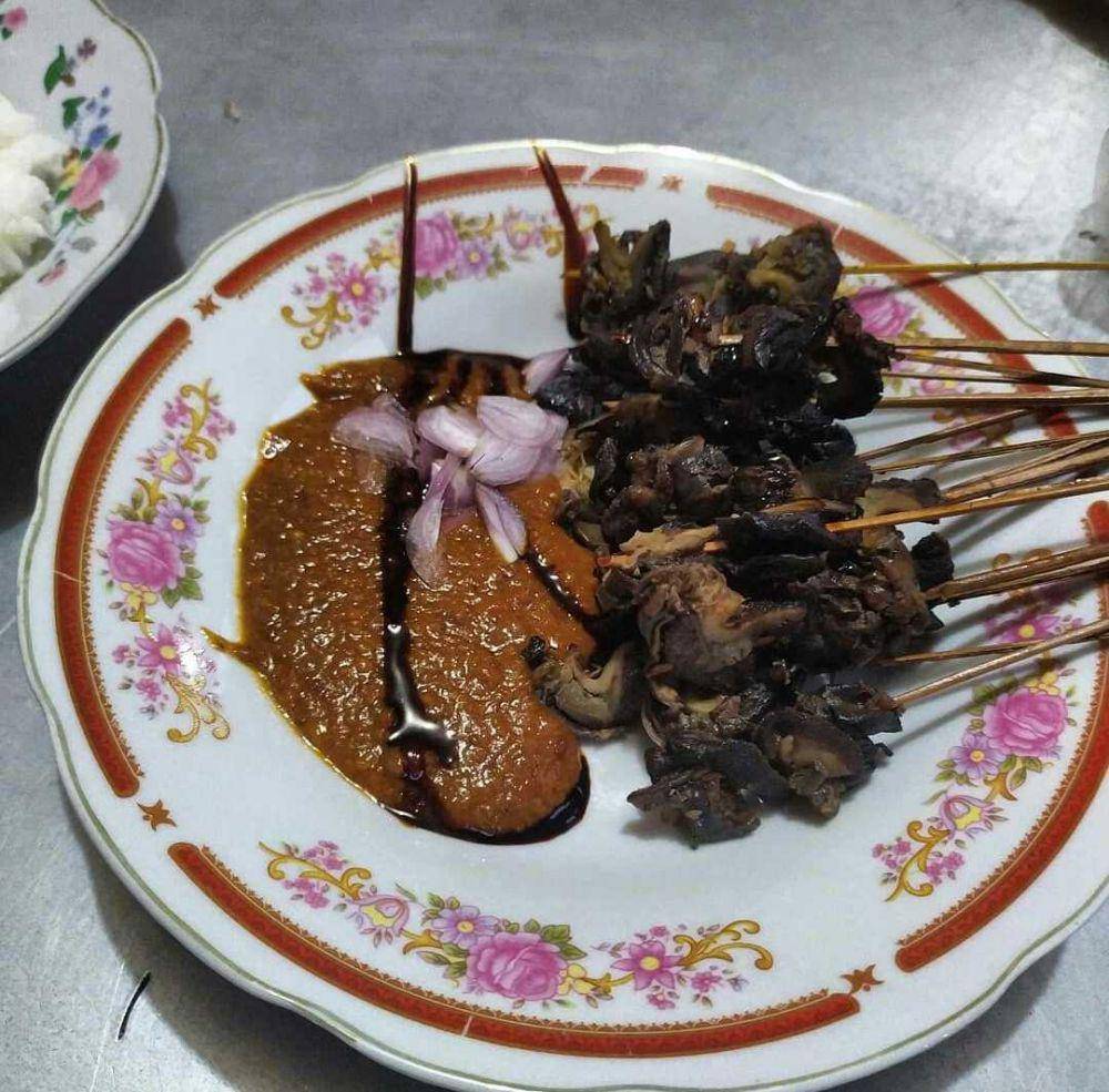 sate bekicot (instagram.com/info_wisata_kediri)
