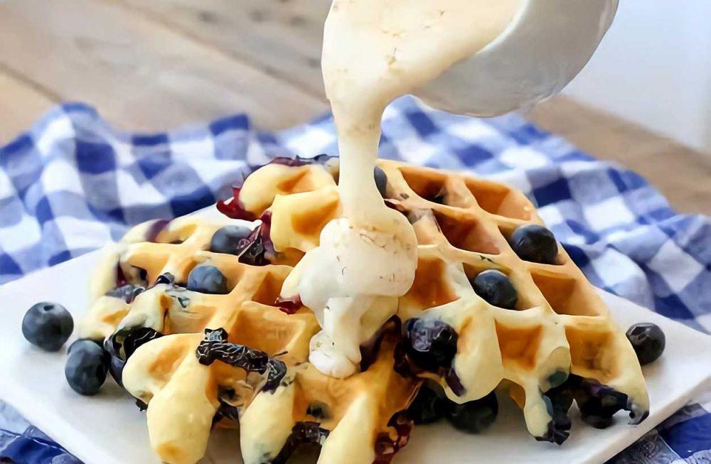 Resep Waffle dengan Saus Keju Creamy yang Lezat, Begini Cara Buatnya