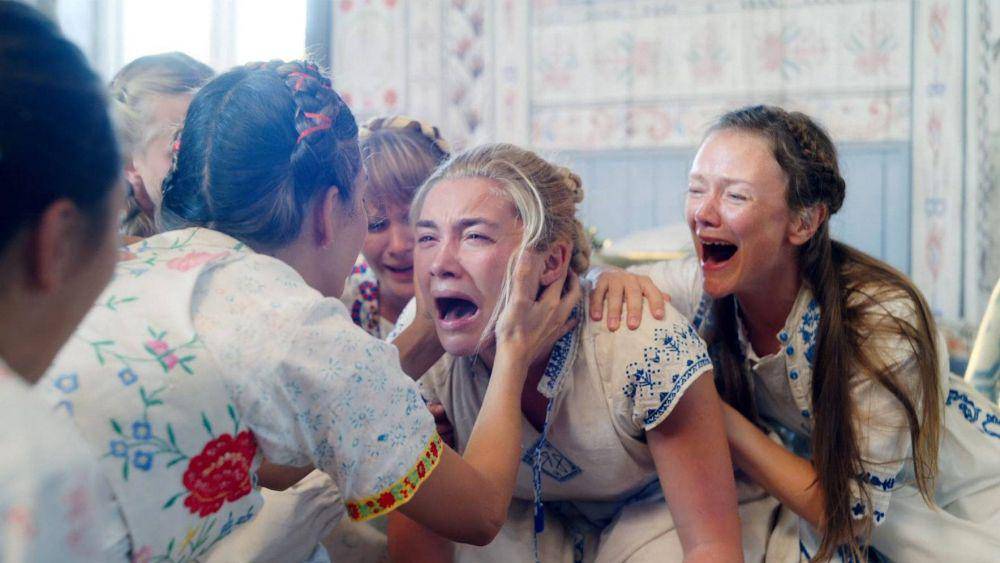 Adegan "menangis" dalam trailer film Midsommar (YouTube.com/A24)