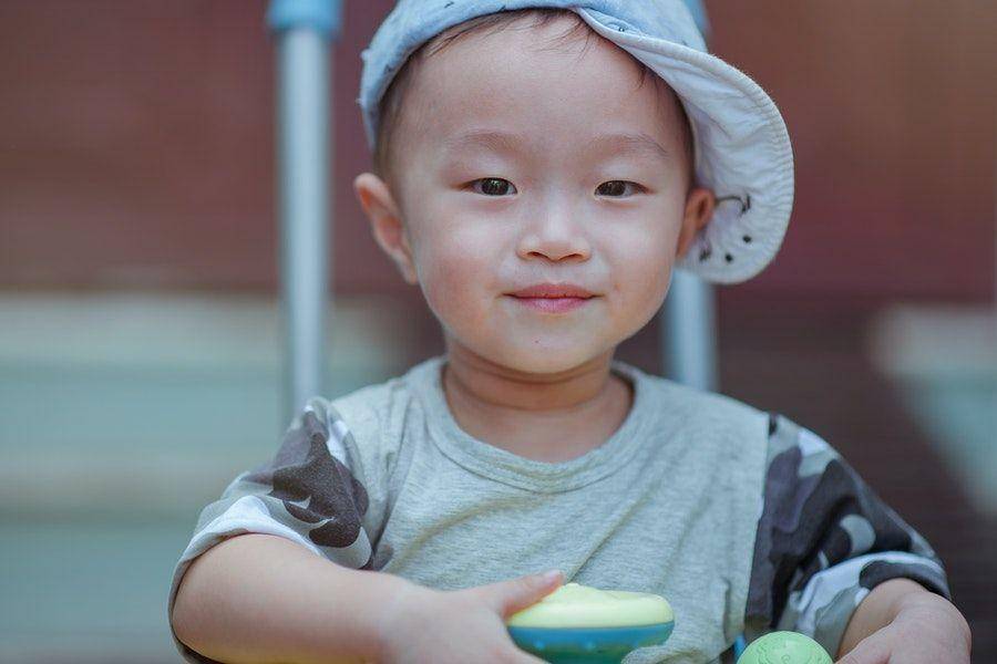ilustrasi anak laki-laki (pexels.com/@minan1398)