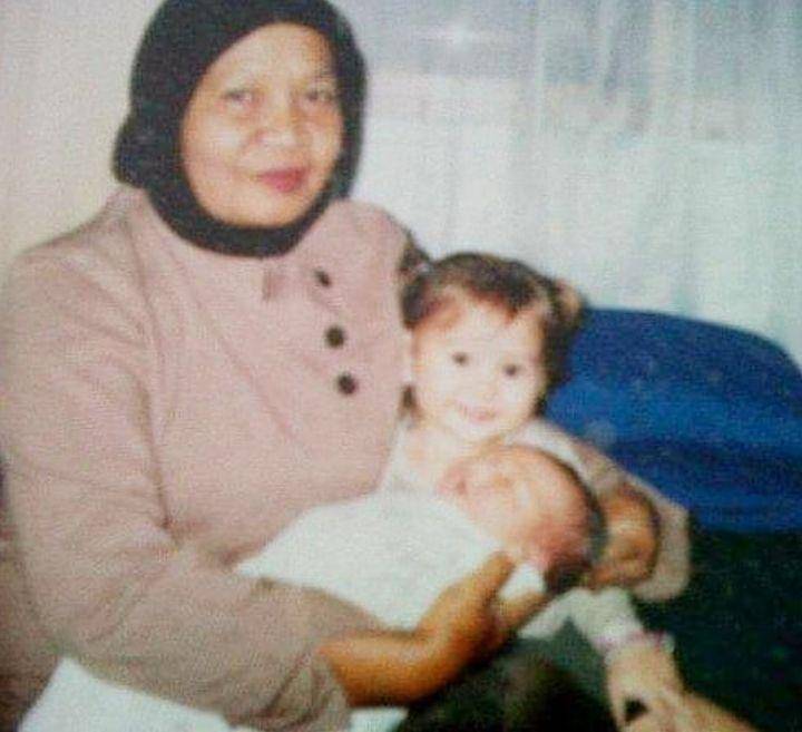 potret masa kecil Zoe Abbas Jackson (Instagram.com/zaloda_mum)