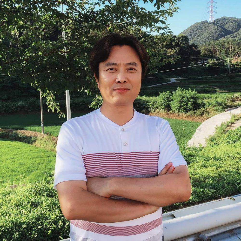 Seo Hyun Chul (instagram.com/goodpeopleent)