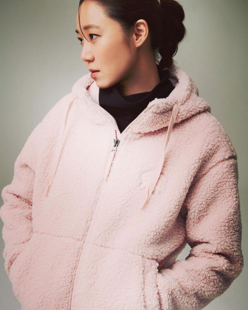 potret Gong Hyo Jin (instagram.com/rovvxhyo)