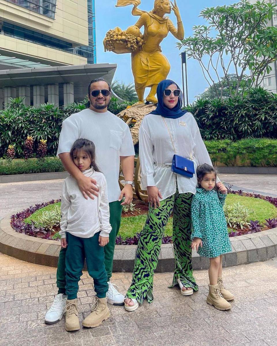 potret keluarga Tasyi Athasyia dan Syech Zaki (instagram.com/tasyiiathasyia)