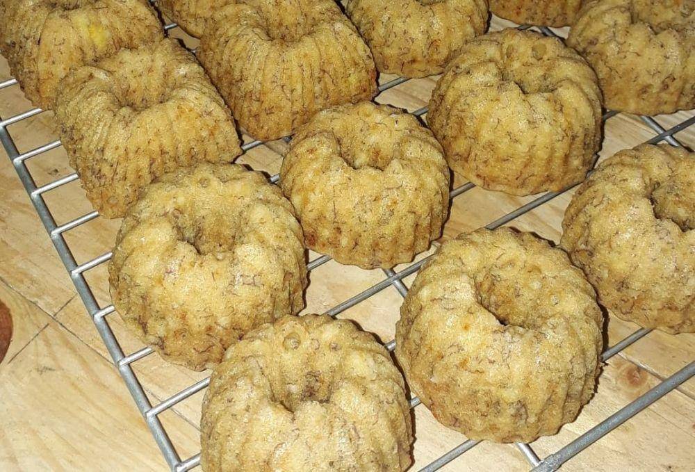 Bolu pisang mini (instagram.com/rumaqu_)
