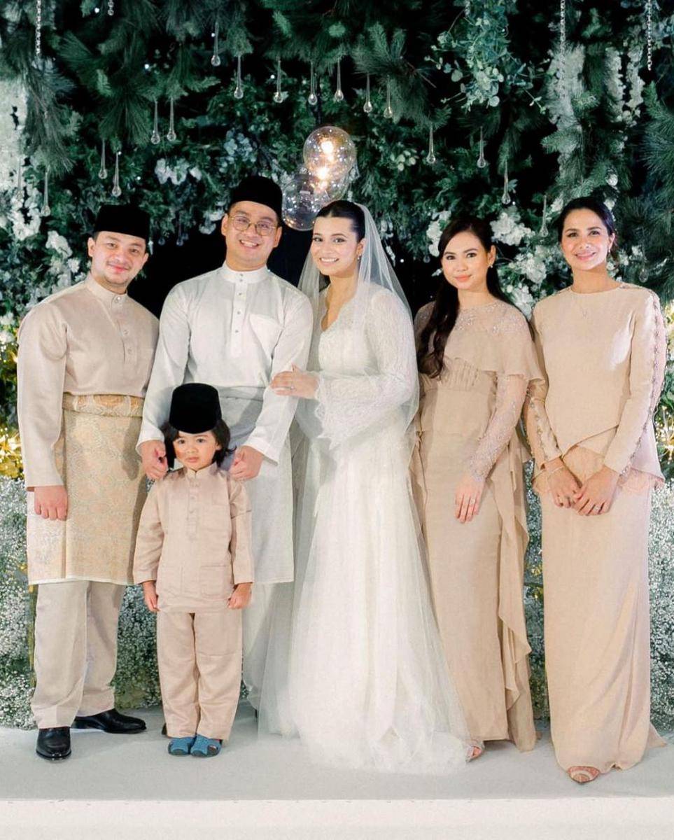 Pesta Pernikahan Wan Amirul Haiqal dan Athisha Khan. (instagram.com/noornabila)