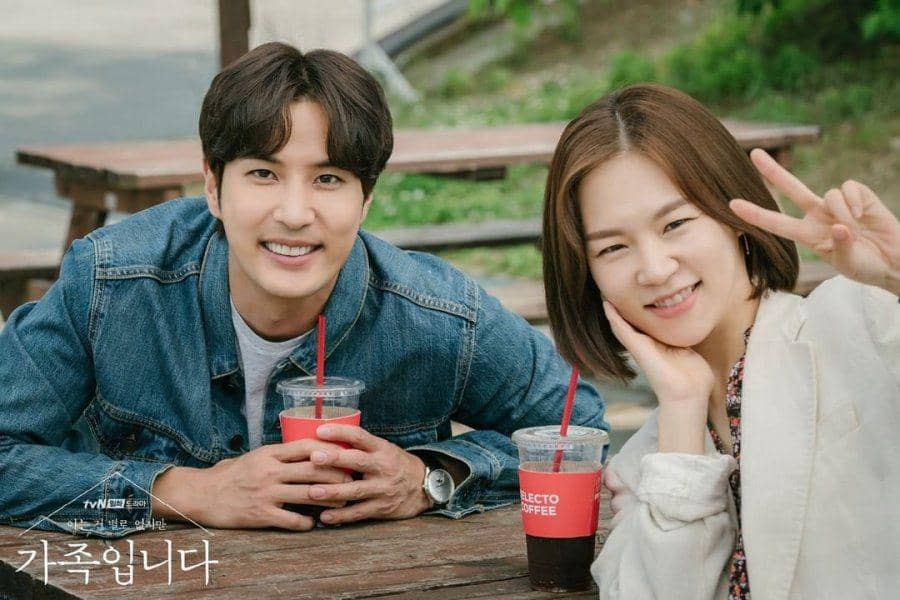 Kim Ji Suk dan Han Ye Ri di My Unfamiliar Family (dok. tvN/My Unfamiliar Family)