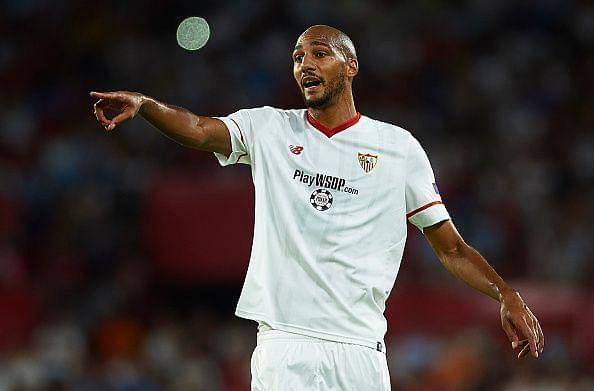 Steven N'Zonzi tampil membela Sevilla. (sportskeeda.com)