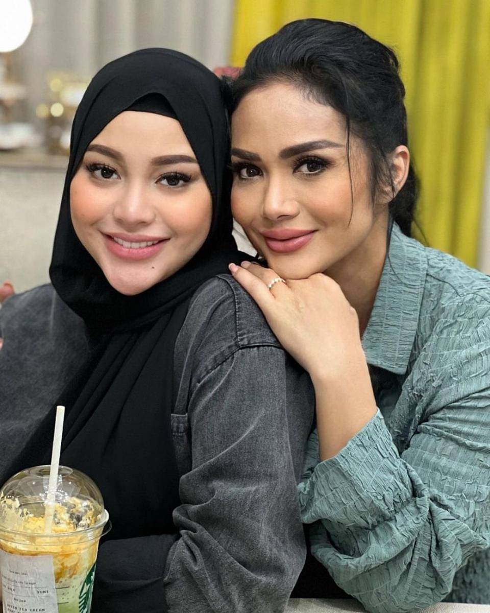 potret Krisdayanti dan Aurel Hermansyah (instagram.com/krisdayantilemos)