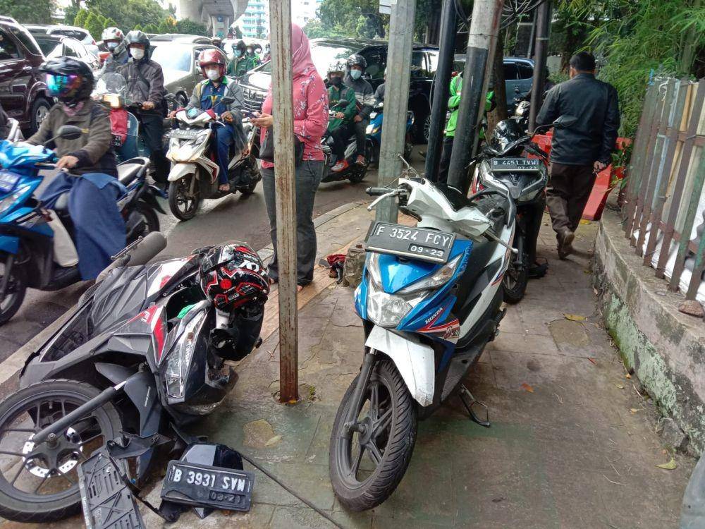 Kecelakaan di Jalan Prapanca Raya Jakarta Selatan. (twitter.com/TMCPoldaMetro)