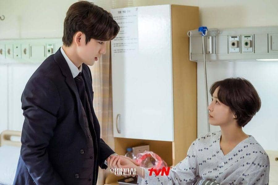 Jinyoung dan Park Gyu Young di The Devil Jugde (dok. tvN/The Devil Jugde)