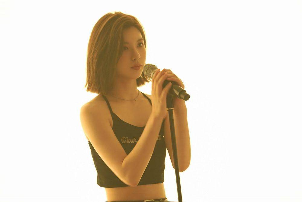BAE NMIXX (twitter.com/NMIXX_official)