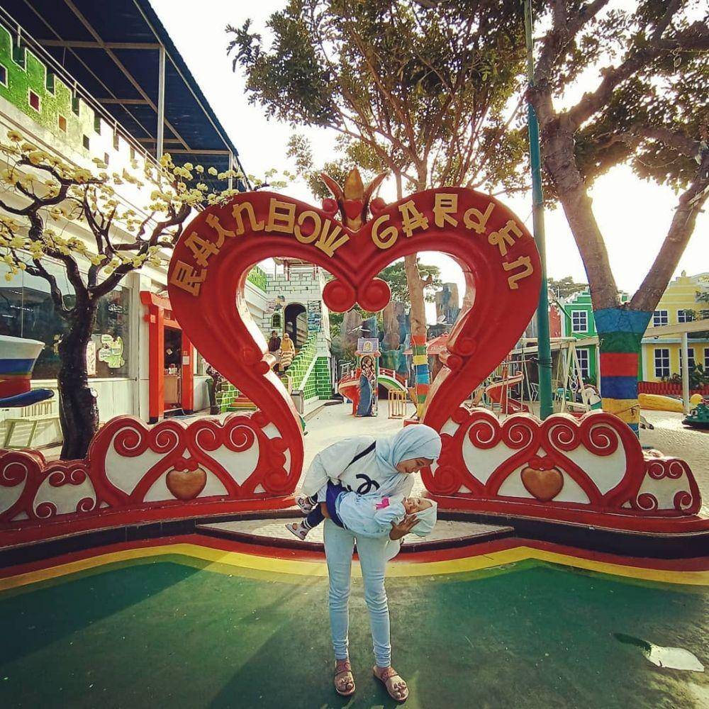 Rainbow Garden Bekasi (instagram.com/xj_dianps)