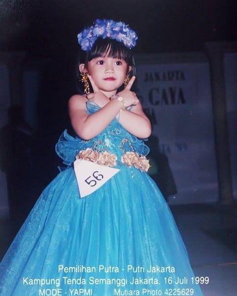 potret masa kecil Febby Rastanty (instagram.com/febies_.jateng)