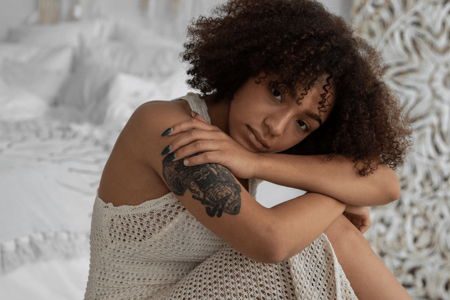 ilustrasi galau (pexels.com/@gabby-k)