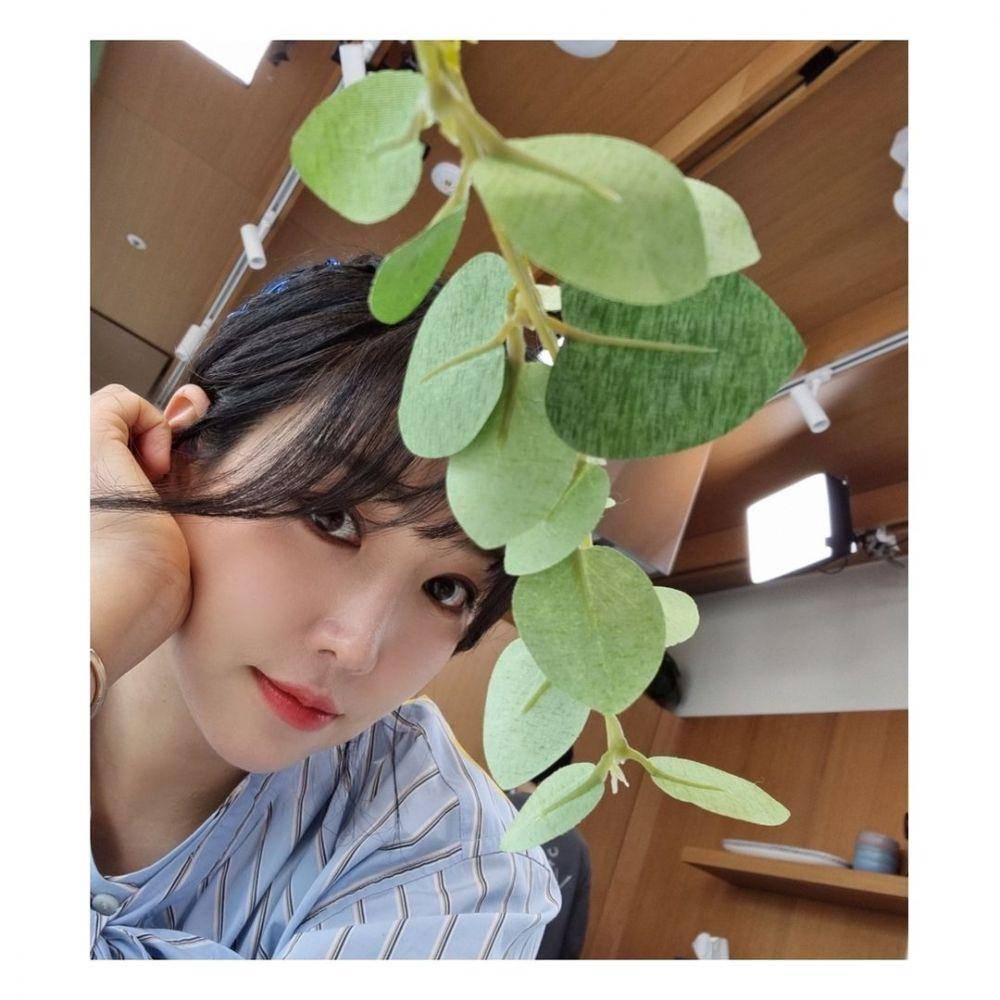 Lee Yoo Ri (instagram.com/leeyuri007)