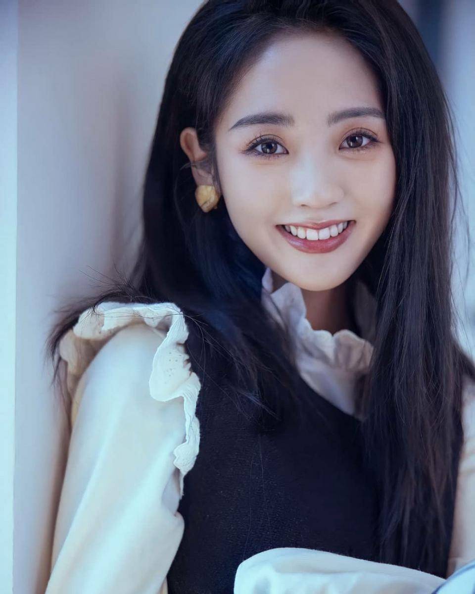 Fair Xing (instagram.com/fairxing_2002)