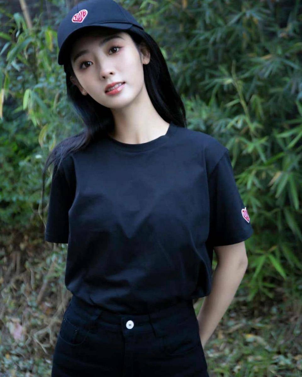 Fair Xing (instagram.com/fairxing_2002)