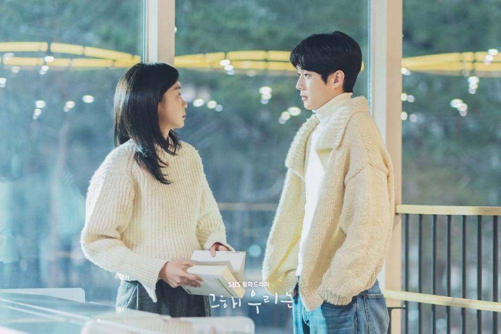 Kim Da Mi dan Choi Woo Shik di drama Korea Our Beloved Summer (instagram.com/sbsdrama.official)
