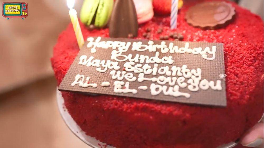 potret kejutan ulang tahun Maia Estianty (youtube/Maia AlElDul TV)