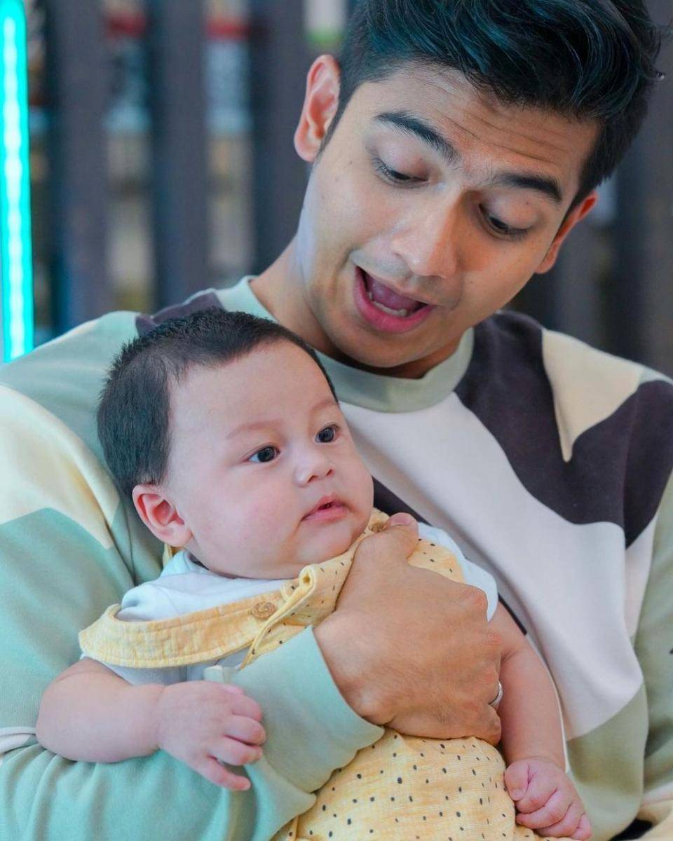 Ria Ricis dan Ryan momong Kiano dan Kenzo (instagram.com/kenzoeldragowong)