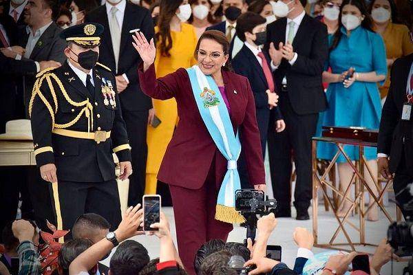 Presiden Honduras yang baru, Xiomara Castro. (Instagram.com/xiomaracastroz)