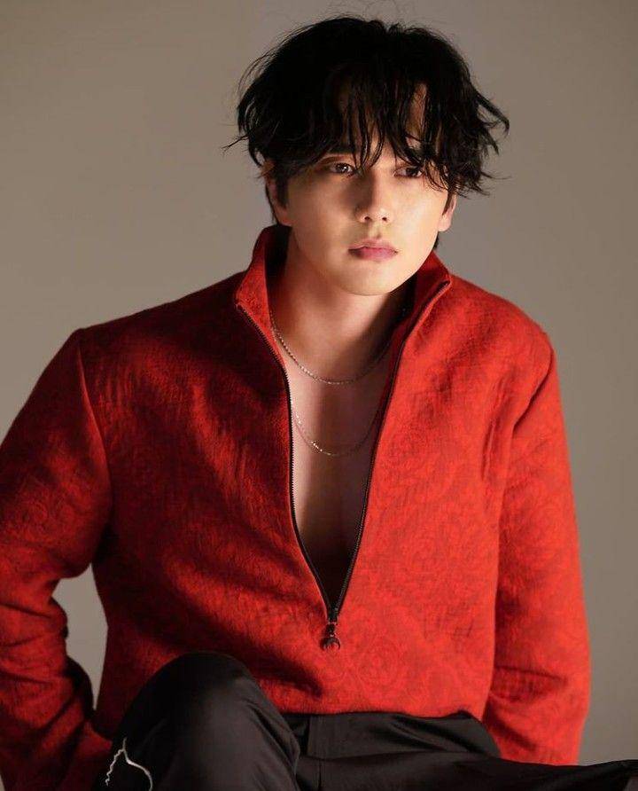 Yoo Seung Ho (instagram.com/yooseungho.official)