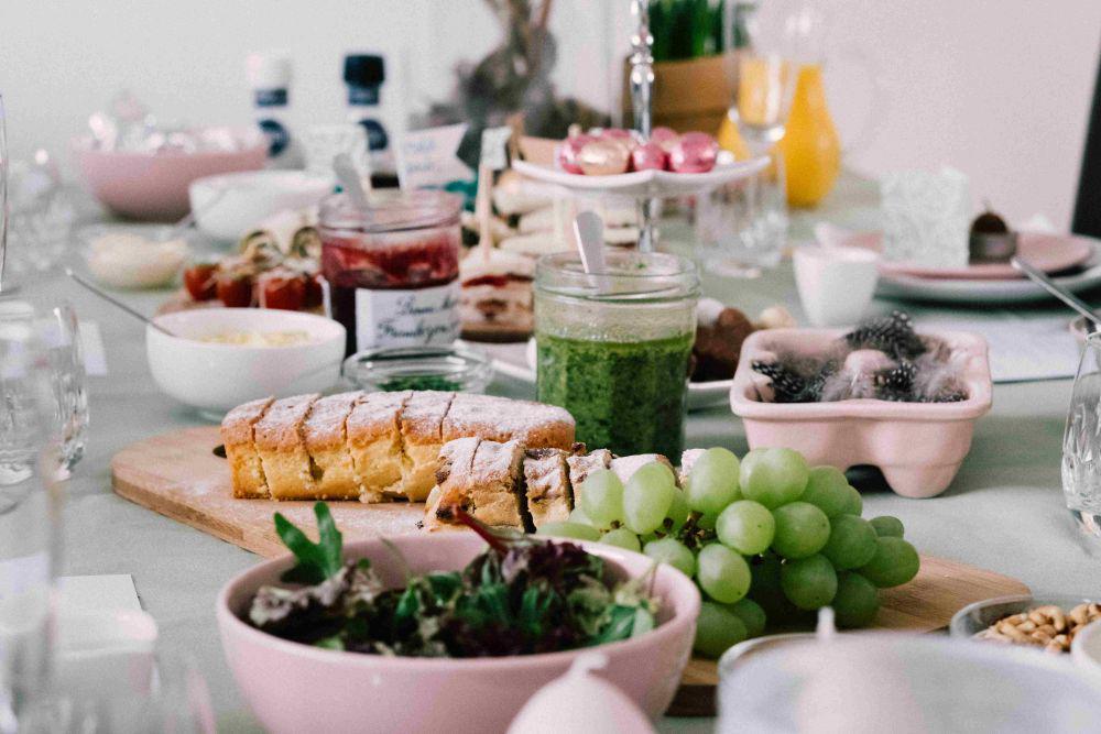 Ilustrasi beragam makanan (Unsplash.com/Jessy Smith)