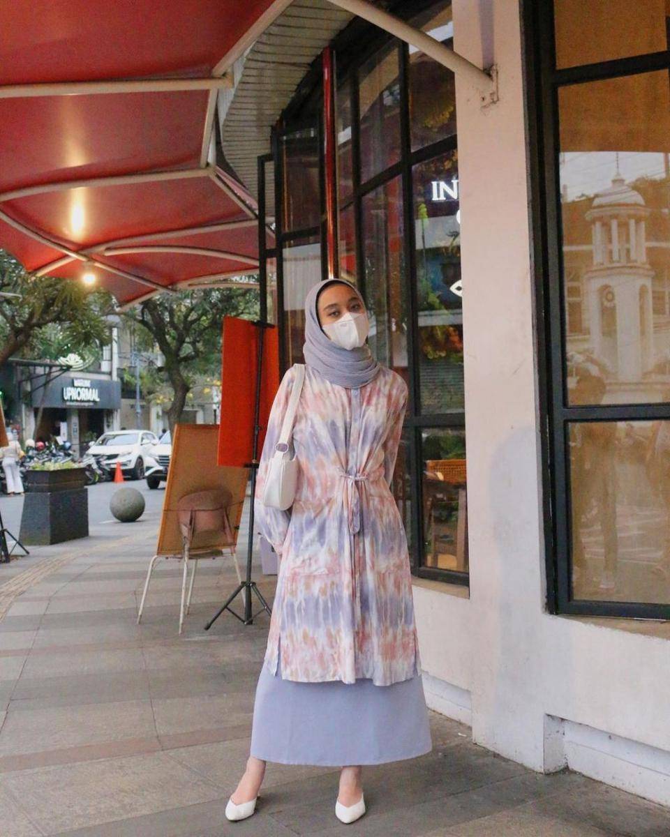 OOTD rok ala Narya Rahma. (instagram.com/naryarahma)