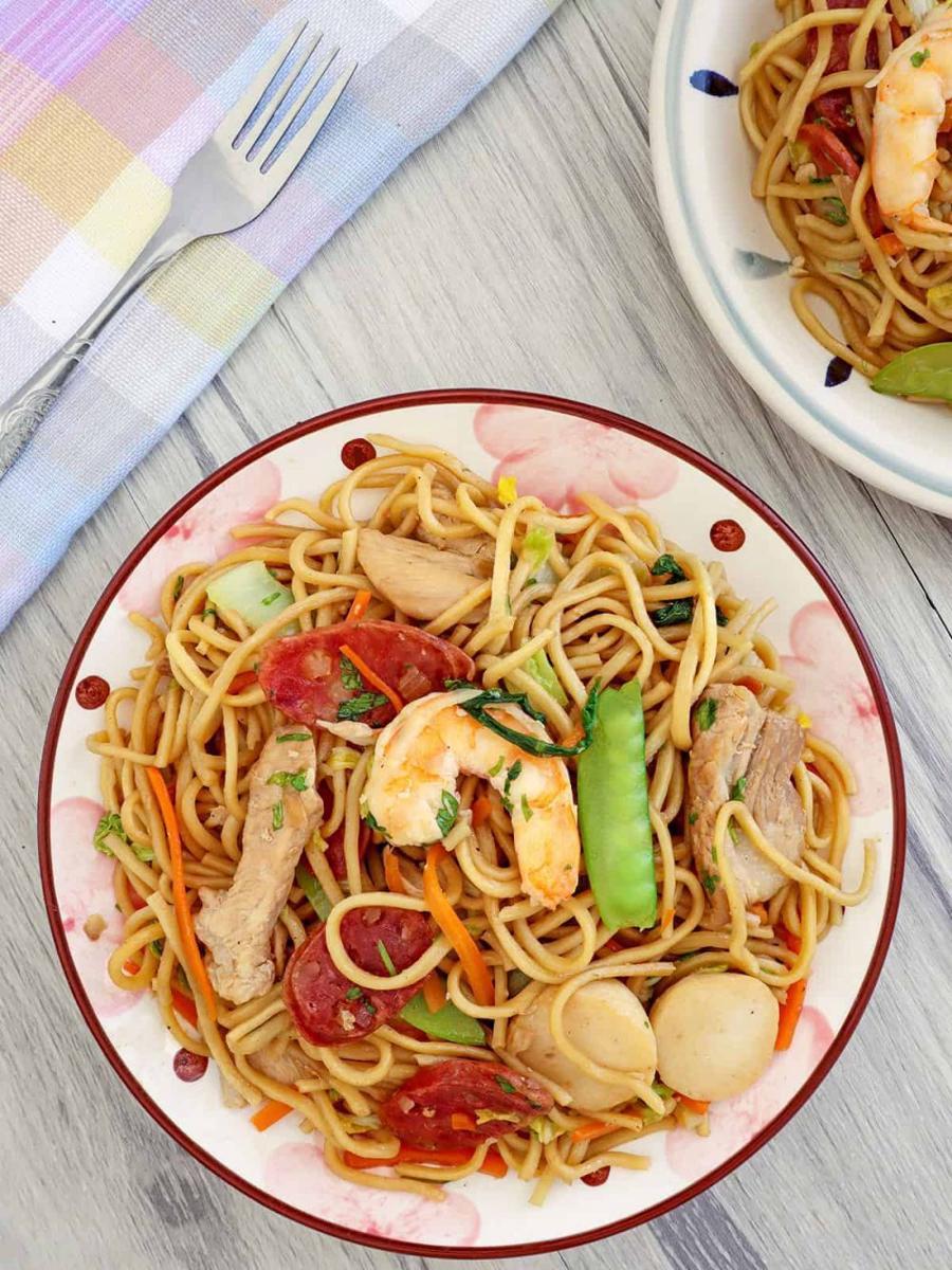 pancit canton (kawalingpinoy.com)