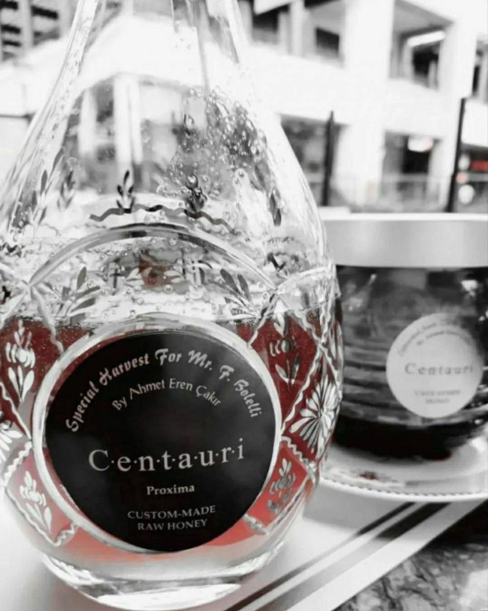 potret Centauri Honey (instagram.com/centaurihoneybyahmeterencakir)
