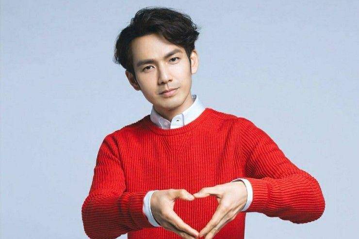 Wallace Chung (instagram.com/zhonghanliang.th)