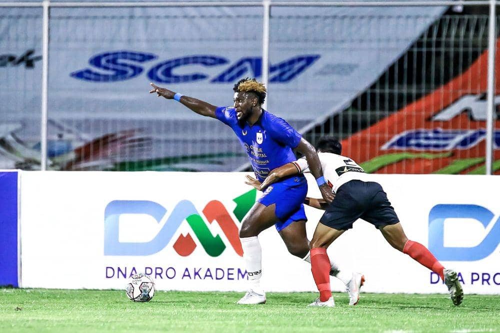 Pemain PSIS Semarang, Chevaughn Walsh mencetak gol perdana pada pertandingan melawan Madura United pada laga pekan ke-21 BRI Liga 1 2021/2022 di Stadion I Gusti Ngurah Rai Denpasar, Bali, Jumat (28/1/2022) petang. (dok. PSIS Semarang)