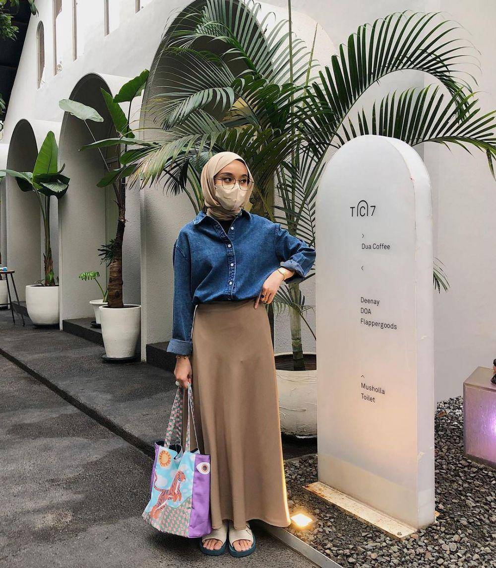 OOTD rok ala Narya Rahma. (instagram.com/naryarahma)