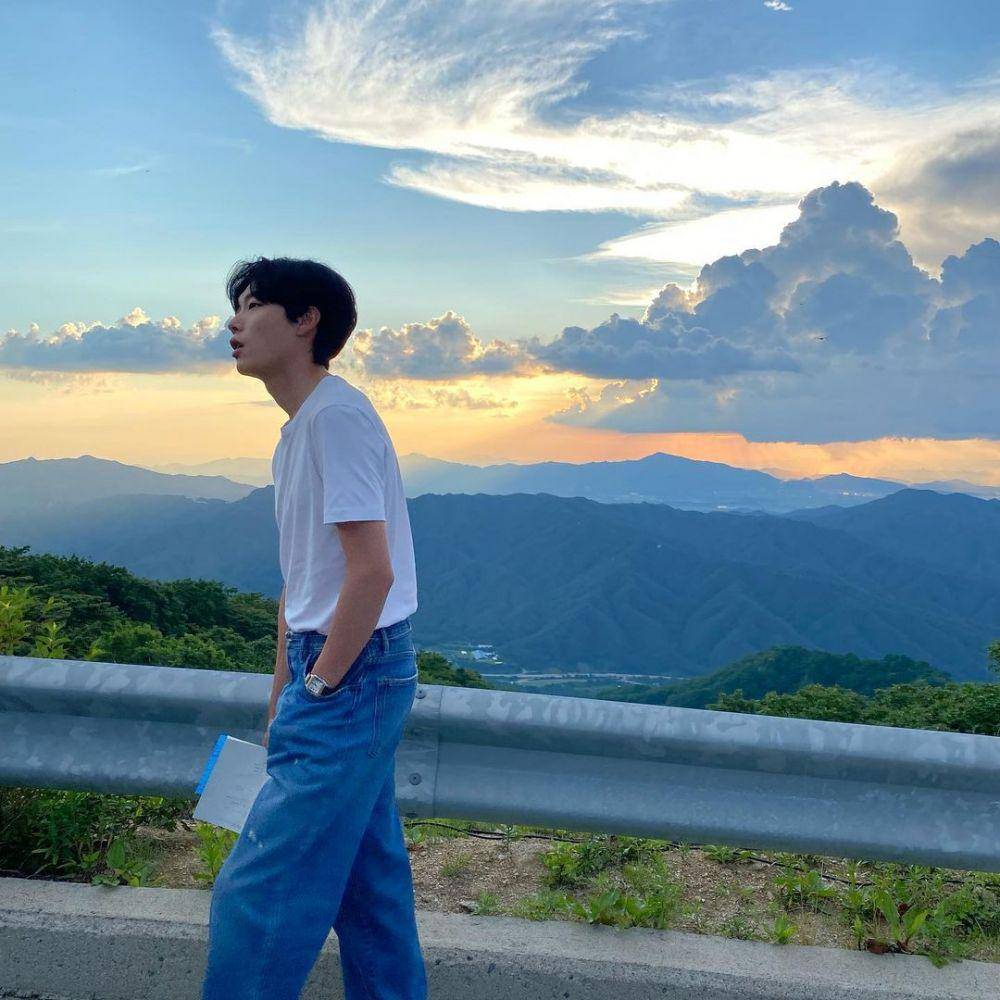 Ryu Jun Yeol (instagram.com/ryusdb)