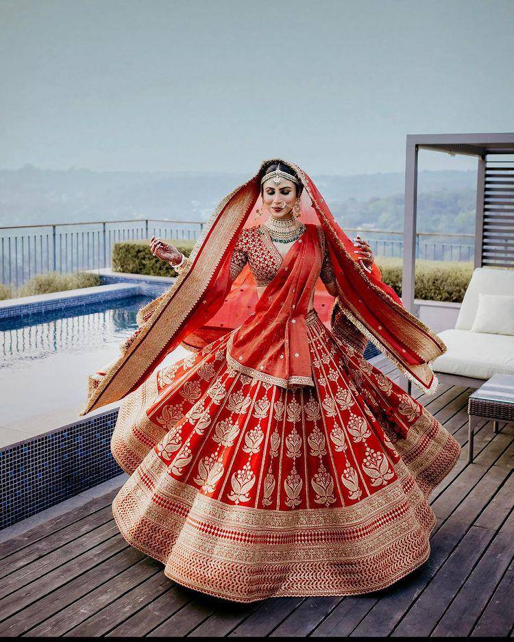 pernikahan Mouni Roy (instagram.com/imouniroy)